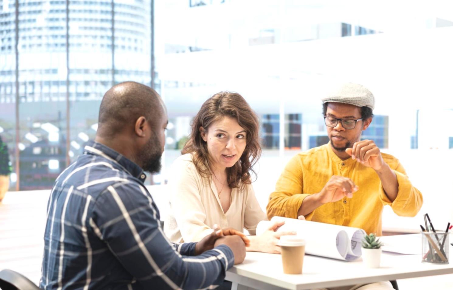 Collaborative learning session focusing on image processing algorithms